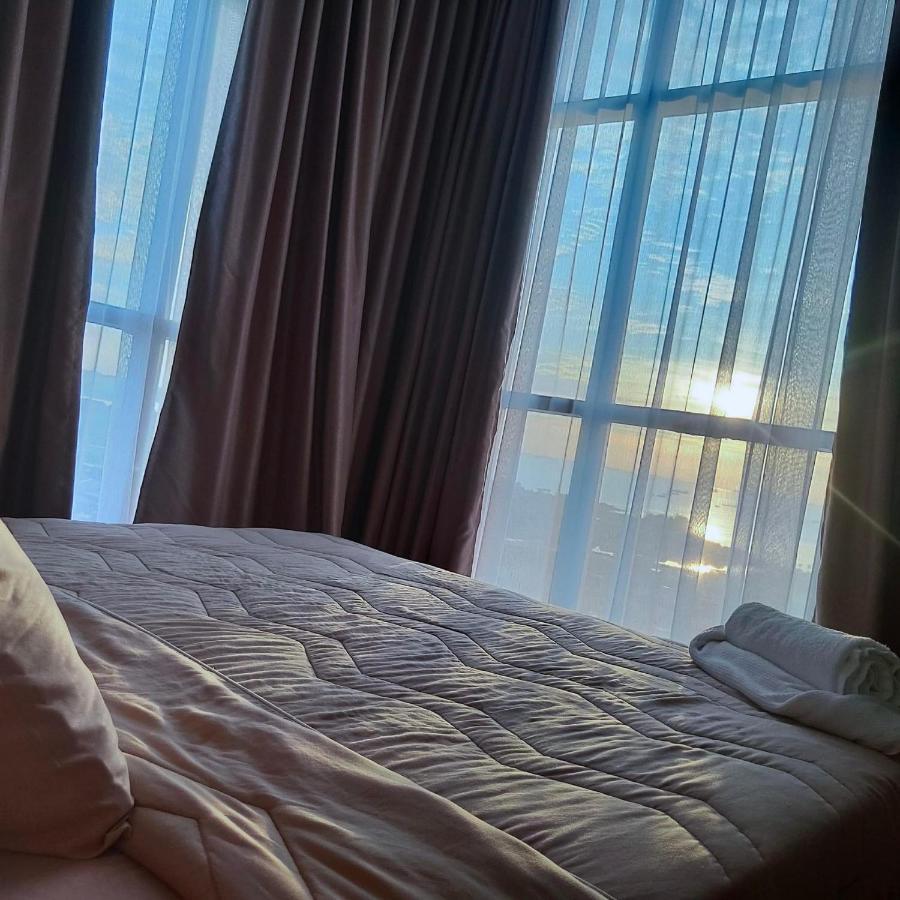 Sleptopia At Formosa Residence New Best Cozy Place In Town 纳柯亚 外观 照片
