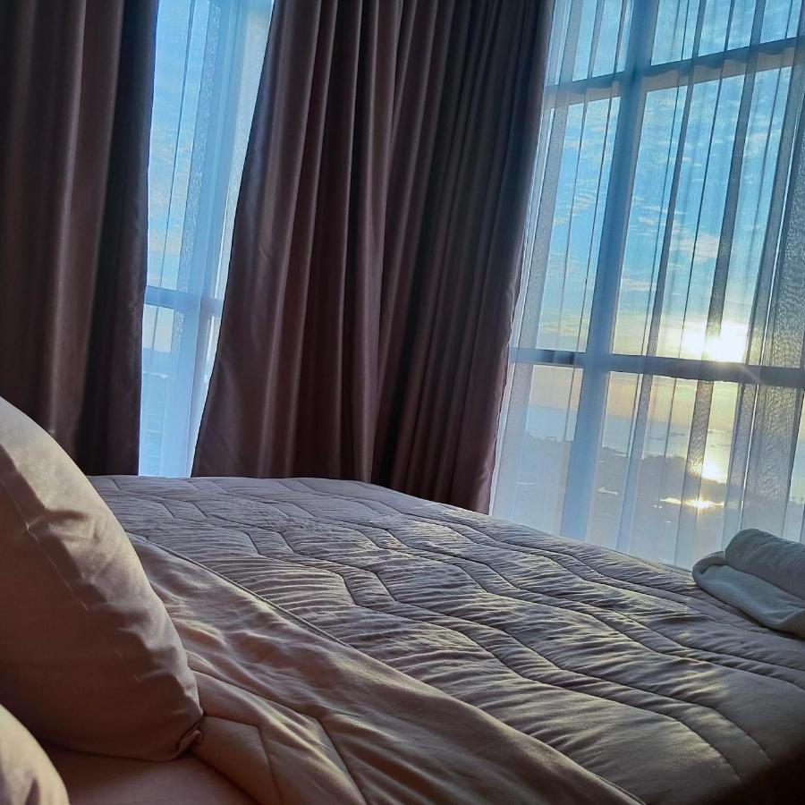 Sleptopia At Formosa Residence New Best Cozy Place In Town 纳柯亚 外观 照片