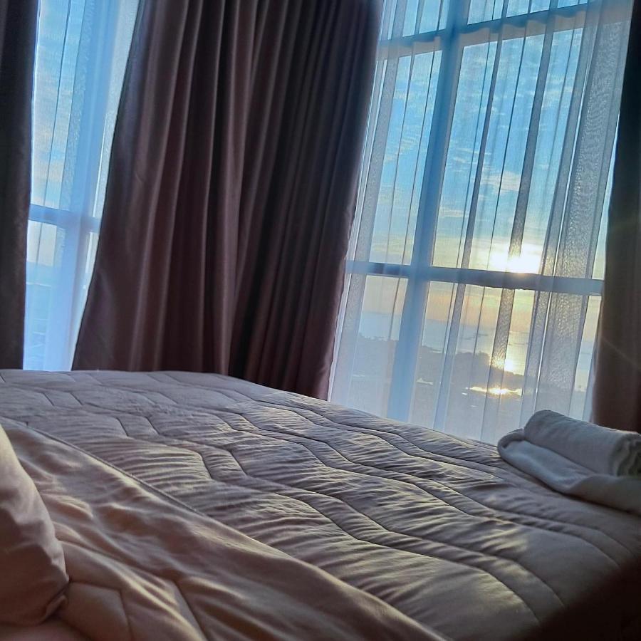 Sleptopia At Formosa Residence New Best Cozy Place In Town 纳柯亚 外观 照片